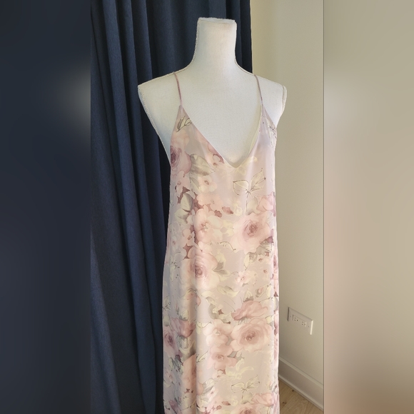 LULUS | Blush + Mauve Floral Maxi - Picture 13 of 16